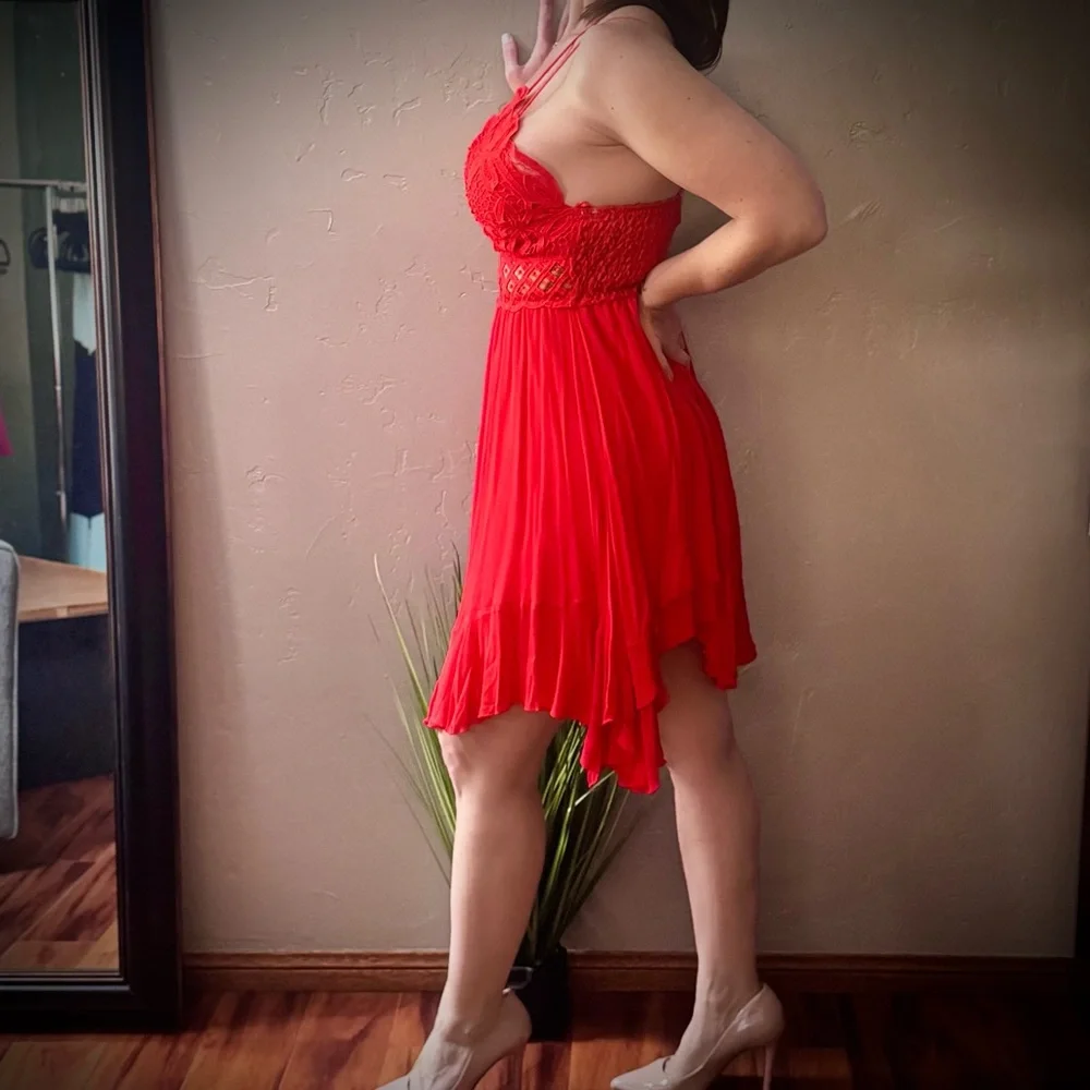 Southern Fried Chics Flirty Flare Lace Cutout Strappy Elegant Vibrant Red Dress - Picture 5 of 10